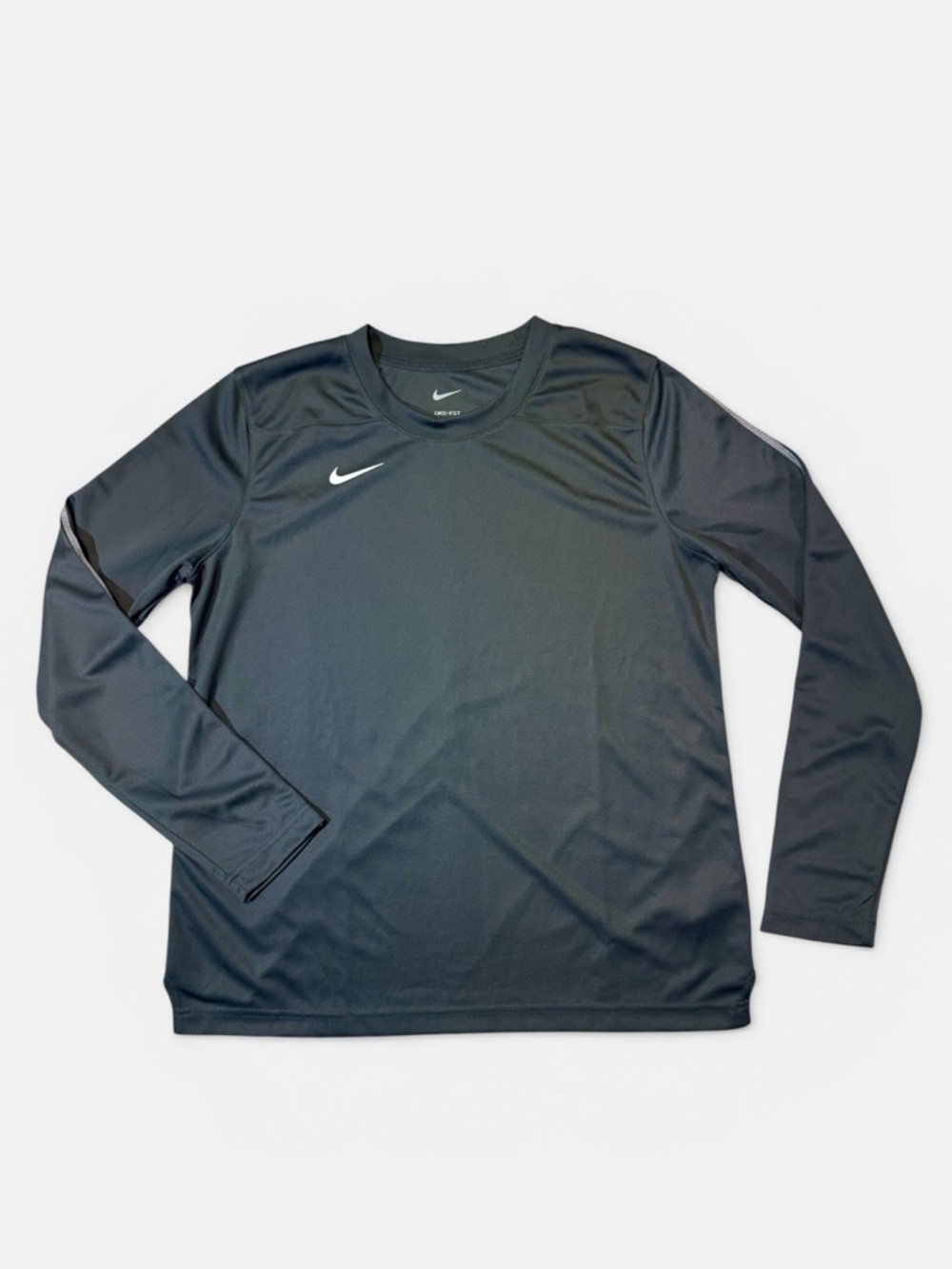 Nike mens M Medium gray solid crewneck long sleeve pullover t-shirt EUC